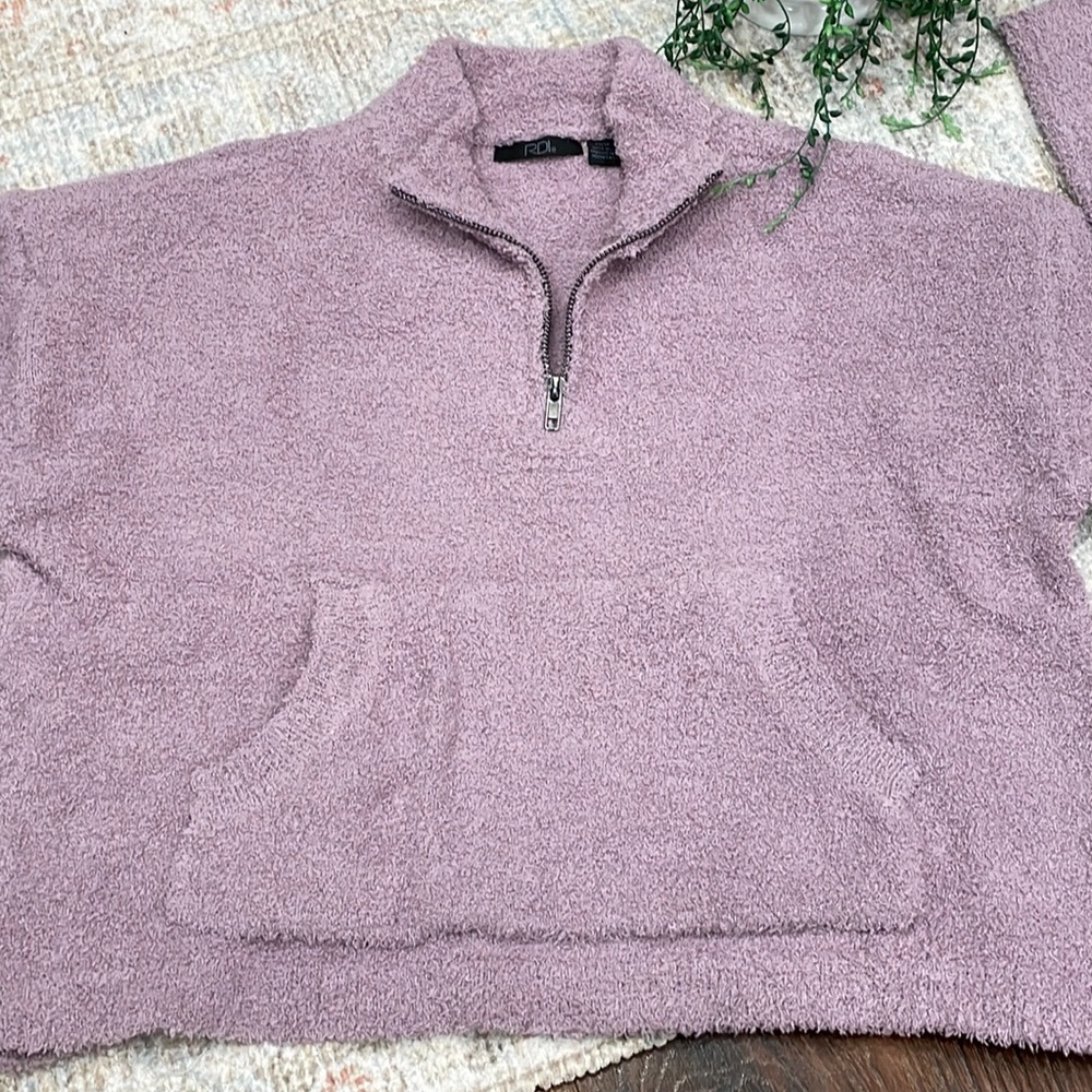 RDI sweatshirt